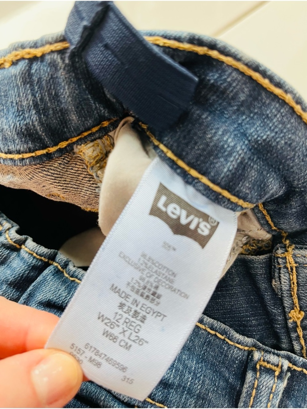 Levi's Bundle - Picture 2 of 8